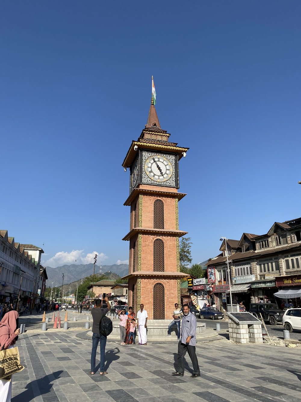 Ground-Floor Retail Space — Lal Chowk, Srinagar